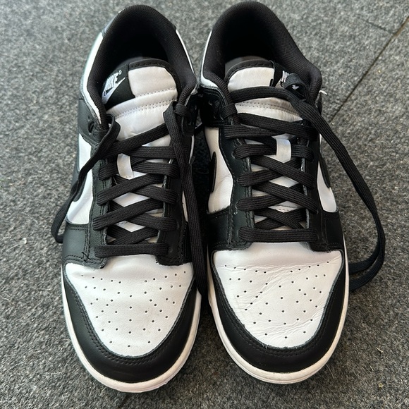 Nike Retro Panda Dunks 2011 - Picture 2 of 7